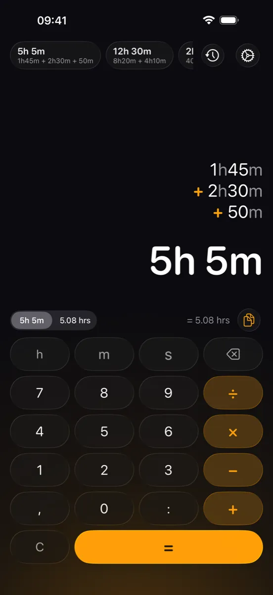 ChronoCalc Pro auf dem iPhone - 1h45m + 2h30m + 50m ergibt ein großes, gespeichertes Ergebnis von 5h 5m, darüber die letzten Ergebnisse