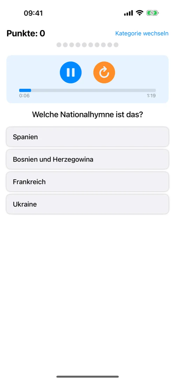 Flagtastic auf dem iPhone: Hymnen-Quiz, bei dem eine Nationalhymne läuft, mit vier Antwortmöglichkeiten