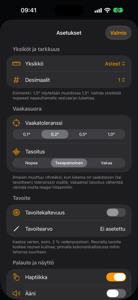 Inclinometer Pron asetukset — yksikkö, desimaalit, vaakatoleranssi, tasoitus, tavoitekaltevuus, haptiikka ja ääni