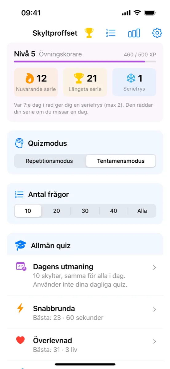 Skyltproffset på iPhone – startsidan med nivå och XP, nuvarande och längsta serie, seriefrys, quizläge, antal frågor och dagens utmaning, snabbrunda och överlevnad